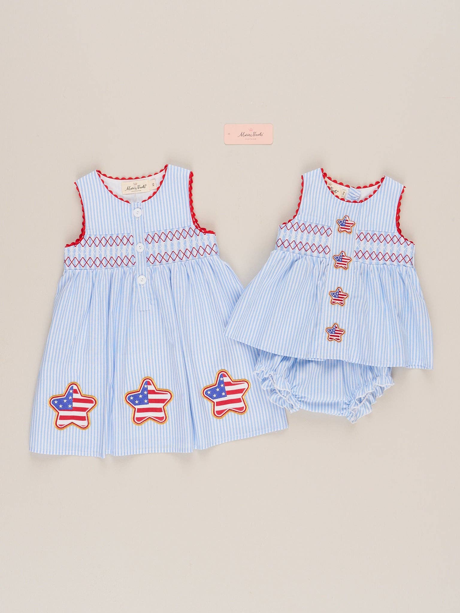 Freedom Stars Smocked Dress: XL(5yrs)